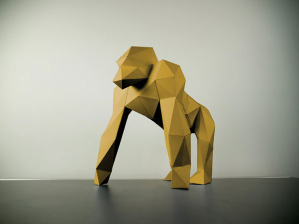 papertrophy-golden-gorila