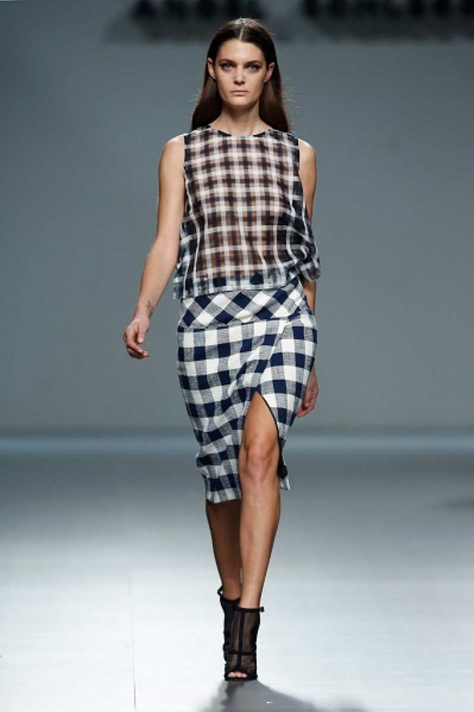 Angel-Schlesser-Marina-Perez-cuadros